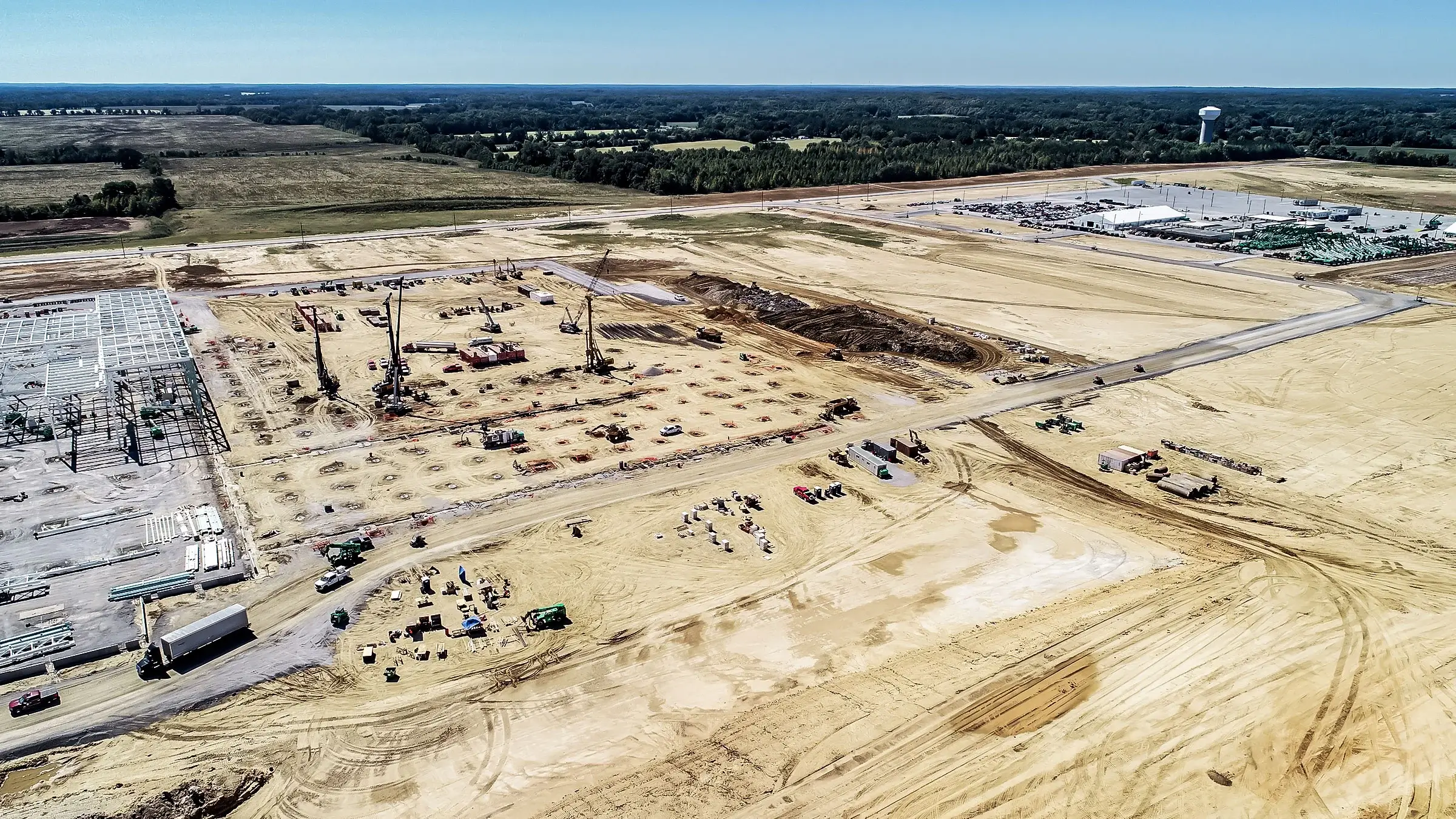 Aerial photo of crew workin in Stanton Tennessee on sandy ground.