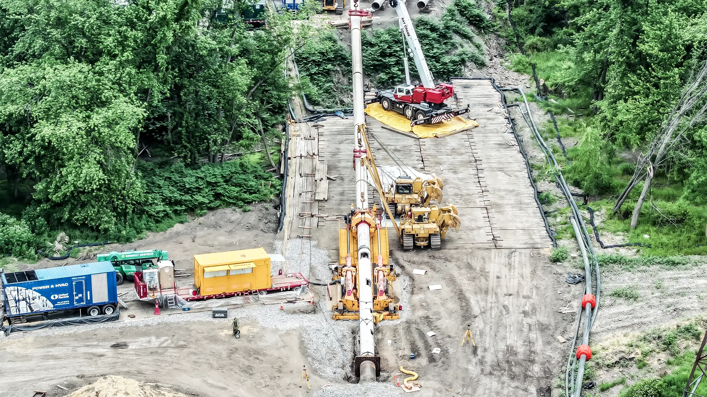 A Direct Pipe thruster operated with assistance of a crane.